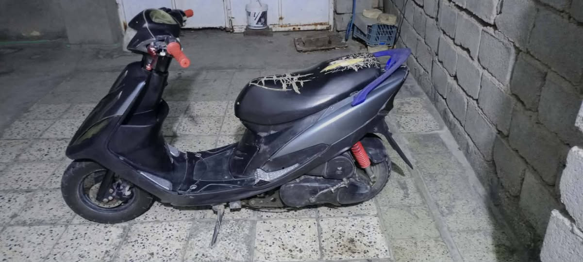ماكس عدله للبيع أو مراوس  مفتوحه مره وحده صالنصه رياضي مكينه رياضي  بيع 350 وبيه مجال قليل عوزه بس باتري دراجه مرتبه خير من الله مكاني واسط قضاء الحي بس الشراي يتصل غير متواجد ع نت ***********
