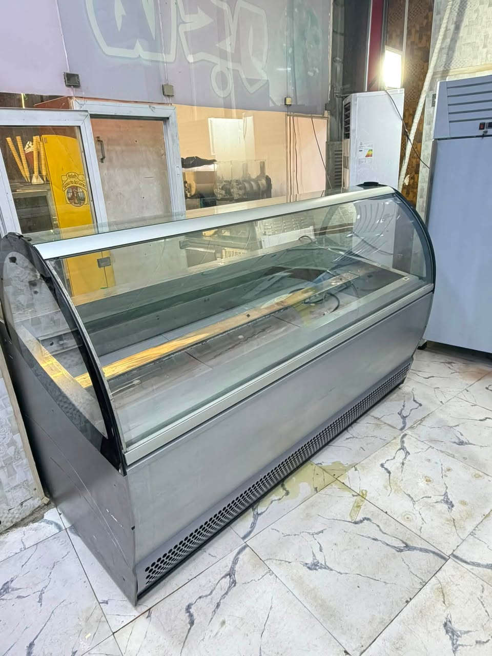 عارضه ايزاايطاليا
220سم 

16بلانك 

مستخدمه بلاديه 

سنكل فيز 

دبل كمبريسر 

 السعر والتفاصيل الاتصال على الرقم ***********

الوتساب ***********

العنوان البصره
