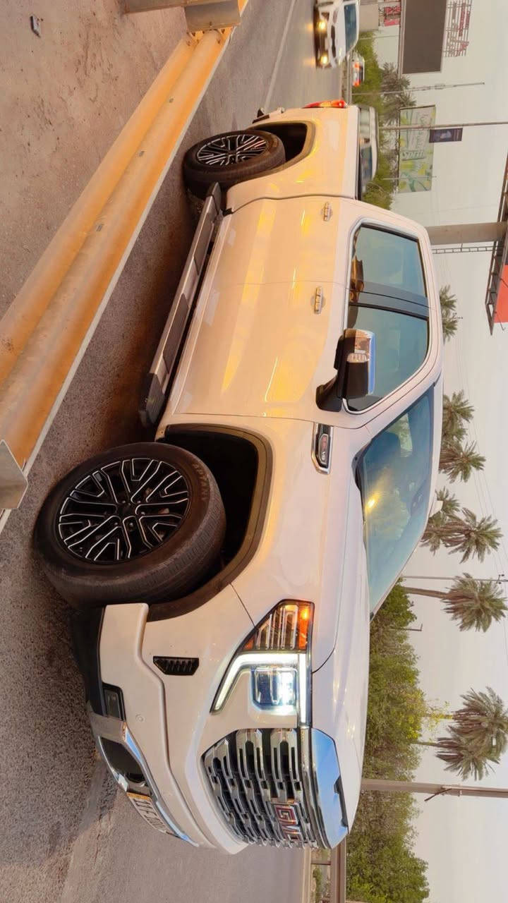 السلام عليكم من رخصه مدير الكروب GMC سيرا 2023دينالي أصحاب الخبره يعرفون مواصفات الدينالي فول للبيع او مراوس مموجود ع الفيس للتواصل ***********
***********
