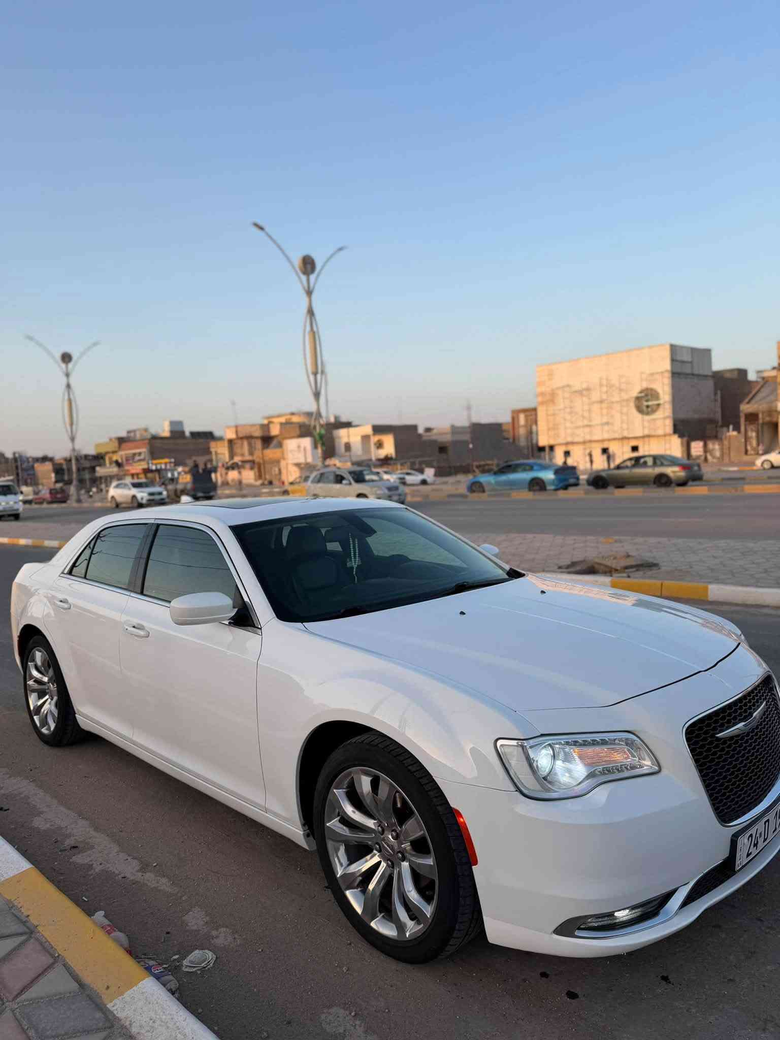 🚗 كرايسلر أوباما (Chrysler) موديل 2018 للبيع 🚗
الحالة: حادث: كفالة عامة / وارد: كندي
​اللون: أبيض
​المسافة المقطوعة: 58 ألف ميل
​الرقم: دهوك (تحويل مباشر ثاني يوم)
​المواصفات الفنية: قير، محرك، وتبريد مكفول بالكامل 🛠️
​النظافة: السيارة كلش حلوة ونظيفة وتناسب الجناي ✨
​💰 السعر: 276 ورقة ($27600) (وفيها مجال بسيط للمشتري الجاد)
مكان السياره ديوانيه 
​📱 للاستفسار والتواصل:
​***********
​***********
