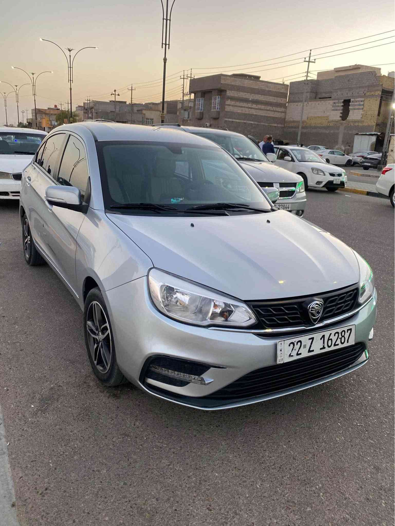بروتون ساغا 2024 (Proton Saga) — تحت ضمان الشركة 5 سنوات 
للبيع سيارة بروتون ساغا موديل 2024 بحالة ممتازة جداً (بحالة الوكالة)، سيارة اقتصادية وعملية جداً ومكفولة بالكامل.
 المواصفات:
المحرك: 1.4L VVT (اقتصادي).
اللون: فضي (سلفر) 
الضمان: ضمان رسمي من الشركة لمدة 5 سنوات (مكفولة كفالة عامة من المصنع والوكالة).
الترقيم: رقم أربيل (حرة جاهزة للتحويل مباشرة).
الصيانة: صيانة دورية منتظمة بالكامل واستخدام المواد الأصلية المعتمدة.
 السعر المطلوب: 110 أوراق ($11,000) — ما يعادل 16,500,000 دينار عراقي
المكان : البصرة _ الكرمه علي 
تواصل : *********** Singapore
