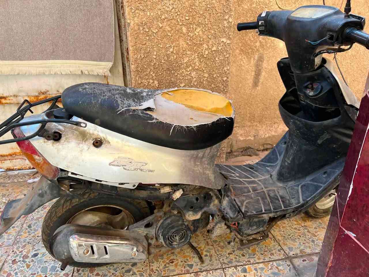 دراجه للبيع متروكه سعرها ٧٥ الف مكانها بغداد تقاطع النهروان ***********
