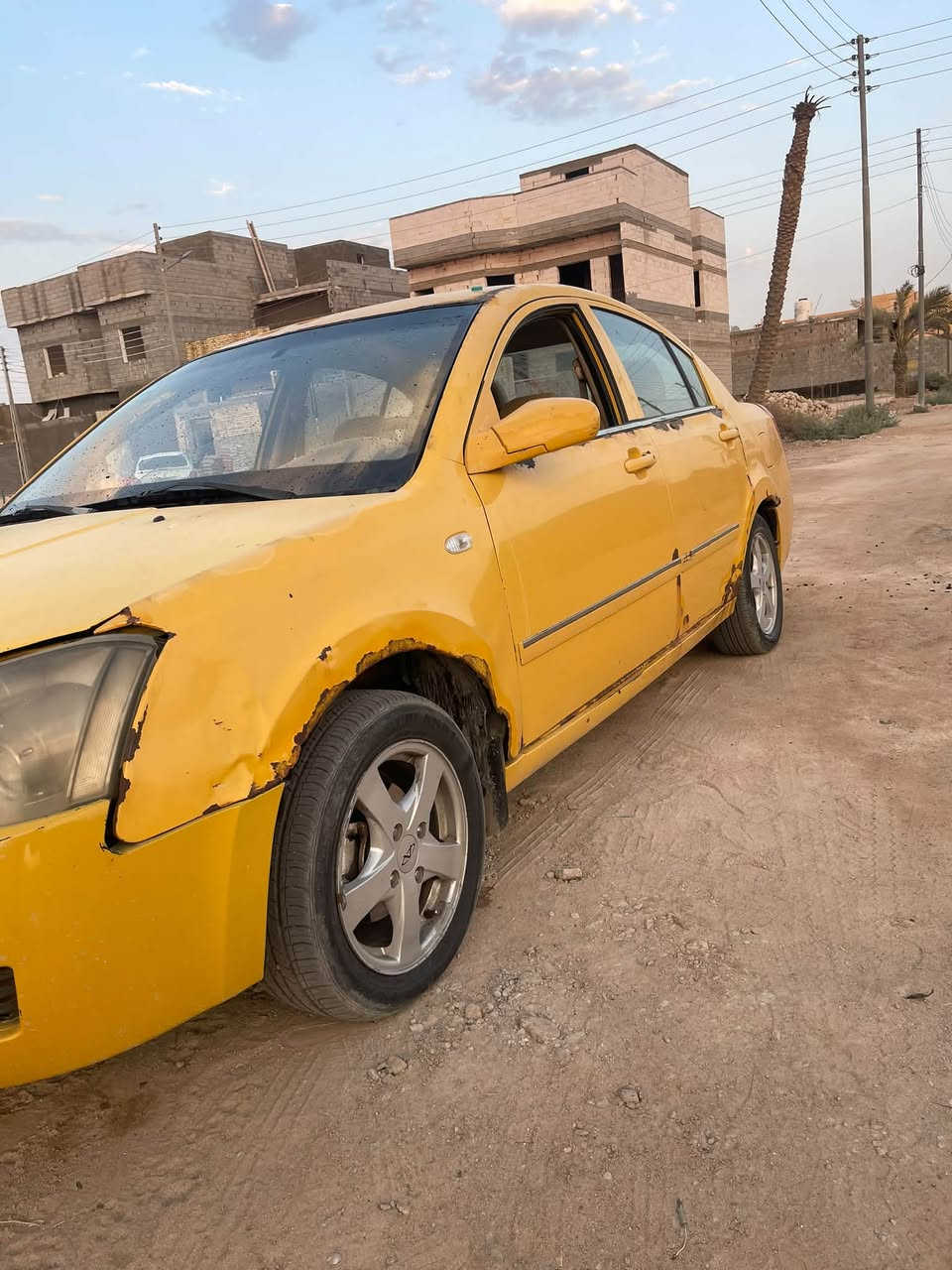 السلام عليكم
للبيع شيري A5
مديل ٢٠١٢ 
محور مكينه وكير كورلا 
حداديه كير مكينه 
بس الجسد يرادله تعمير بيهة خياس 
التبريد يرادله كنبريسر 
السعر 25 ورقه وبيهة مجال 
رقمها بصره السنويه ٢٠٣٠ يلله تنتهي 
رقمي ***********
