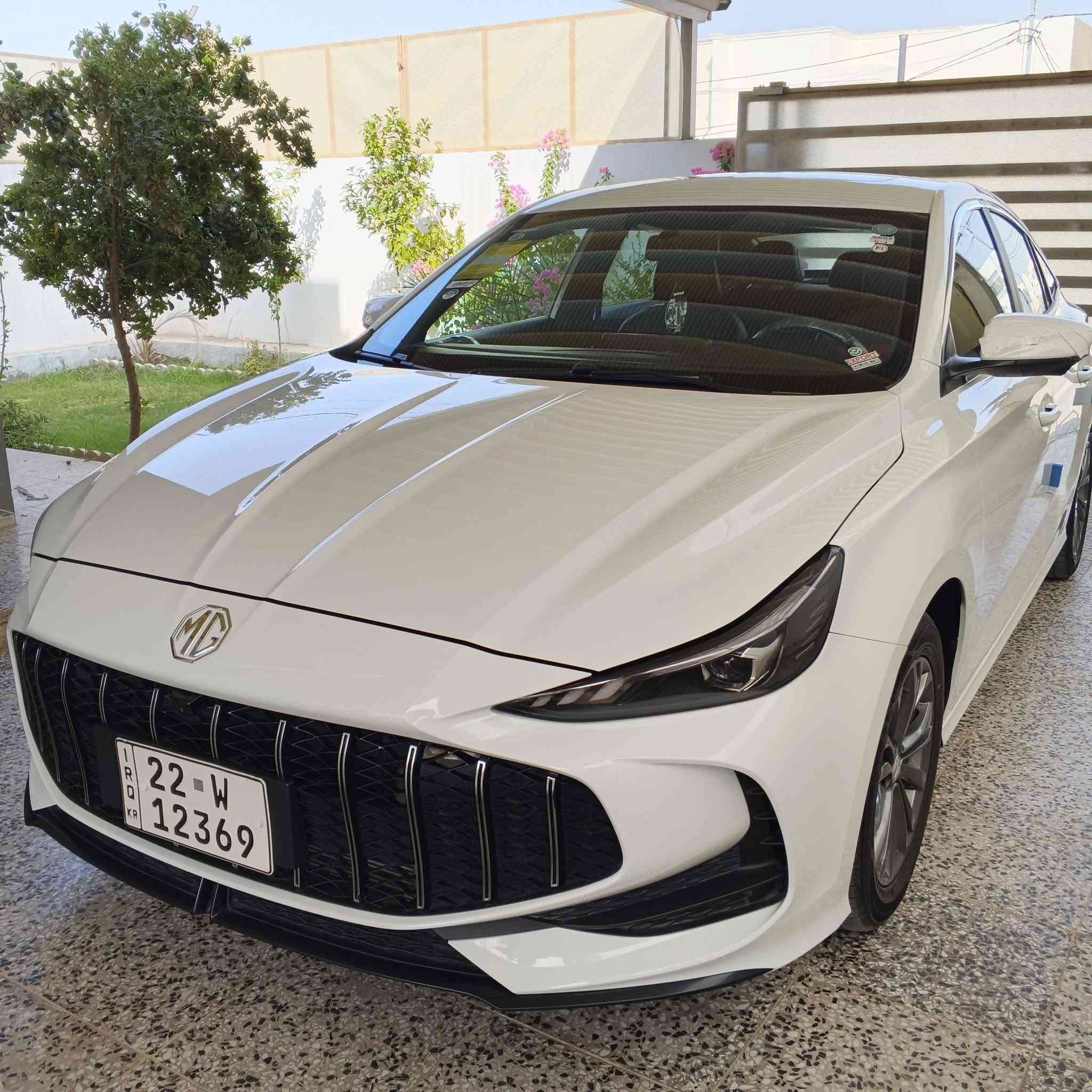 ام جي 2025 جي ته فول 1/1 ماشيه 30الف به بيه طبره بصيط كلش سعر 124
مكاني النجف ***********
