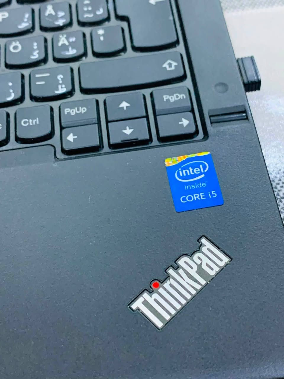 النوع: Lenovo
المعالج: Intel Core i5-5300U
الجيل: الخامس
السرعة: 2.30GHz (تصل إلى 2.90GHz)
الذاكرة العشوائية (RAM): 8GB DDR3
كرت الشاشة: Intel HD Graphics 5500
التخزين: SSD 256GB
نظام التشغيل: Windows 10 Pro (64-bit)
حجم الشاشة: 13 بوصة
جاهز للاستخدام، يشغل اقوى البرامج الهندسية،مناسب للدراسة، والأعمال المكتبية، والتصفح، والبرامج اليومية.

السعر 225 ألف
العنوان البصرة-قضاء المدينة
رقمي: ***********

