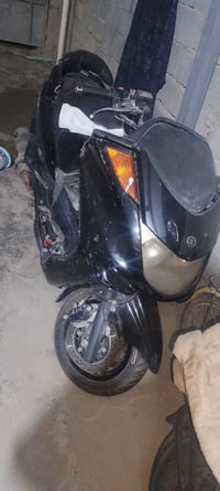 ماجسته دبل رون دراجه ابيعها كوم حديد هيه شغاله بس يرادلها فيوزات و شحن...