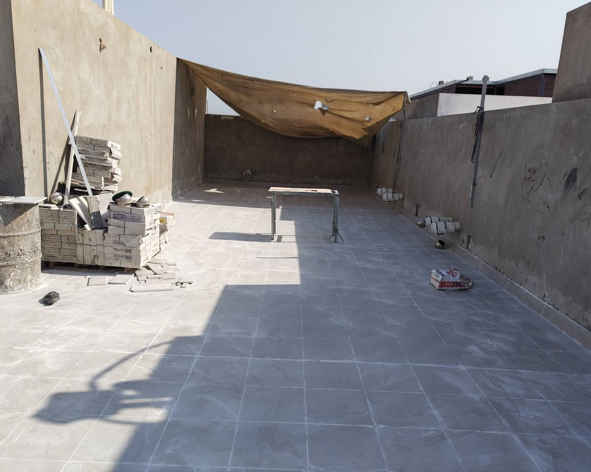 خلفه سيراميك ارضي جداري شرط النضافه  والدقه  متفرغ حاليآ  مكاني نجف  عمل هندسي  كبان ليزر  اسعار مناسبه اخذ متر وكباله ويومييه  لتواصل ***********

