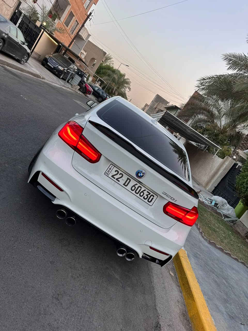 للبيع او مراوس BMW320i رقم اربيل2018  باسمي سنويه وهزه جديدة وباج تضليل 80/100جديد سياره مصروف عليه هوايه كير محرك صدر تخم تاير جدد مواصفات فول عدا الفتحة مقاعد جلد  ذاكره كهرباء تدفئه مقاعد دشبول دجتل 5مودات متغير 4اوضاع قيادة لدات داخليه تضليل اصلي امريكي بي ظمان سنه لايات LEDدواره  ويل كب تو سايز اصلي رياضي دعميات m3 داخل مغلف كاربون فيابر دركه ستيرن كاربون فيبر  شفتات بالستير سستم سماعات 🔊 boos السعر 150ورقه مكان السياره بغداد اليرموك للاتصال *********** صبغ جاملغ وبنيد فقط

