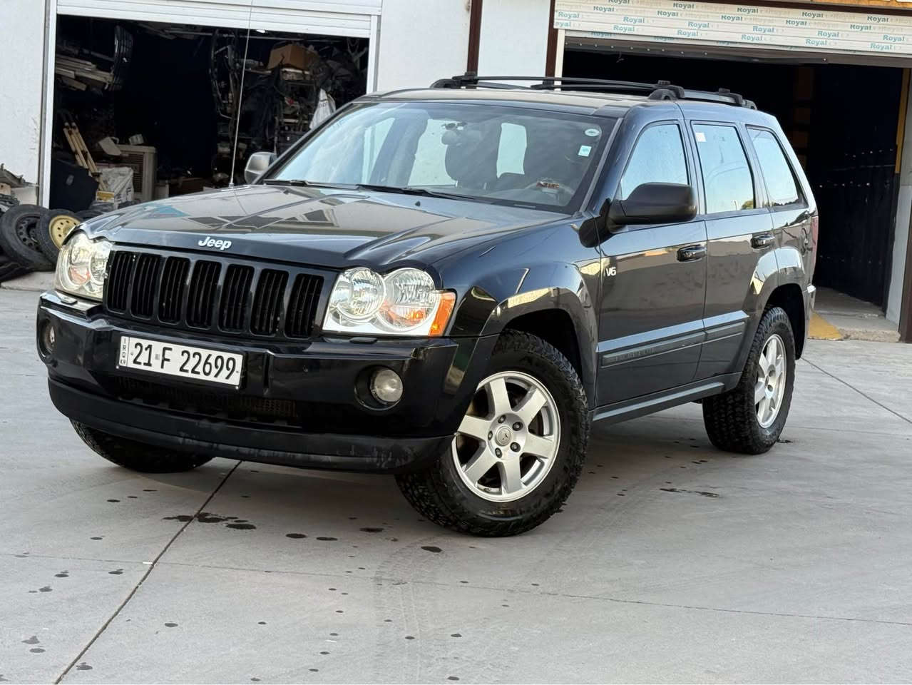 لاريدو ٢٠٠٧ • مكينة ٣٧٠٠ 4x4 • مشي ١٩٥الف