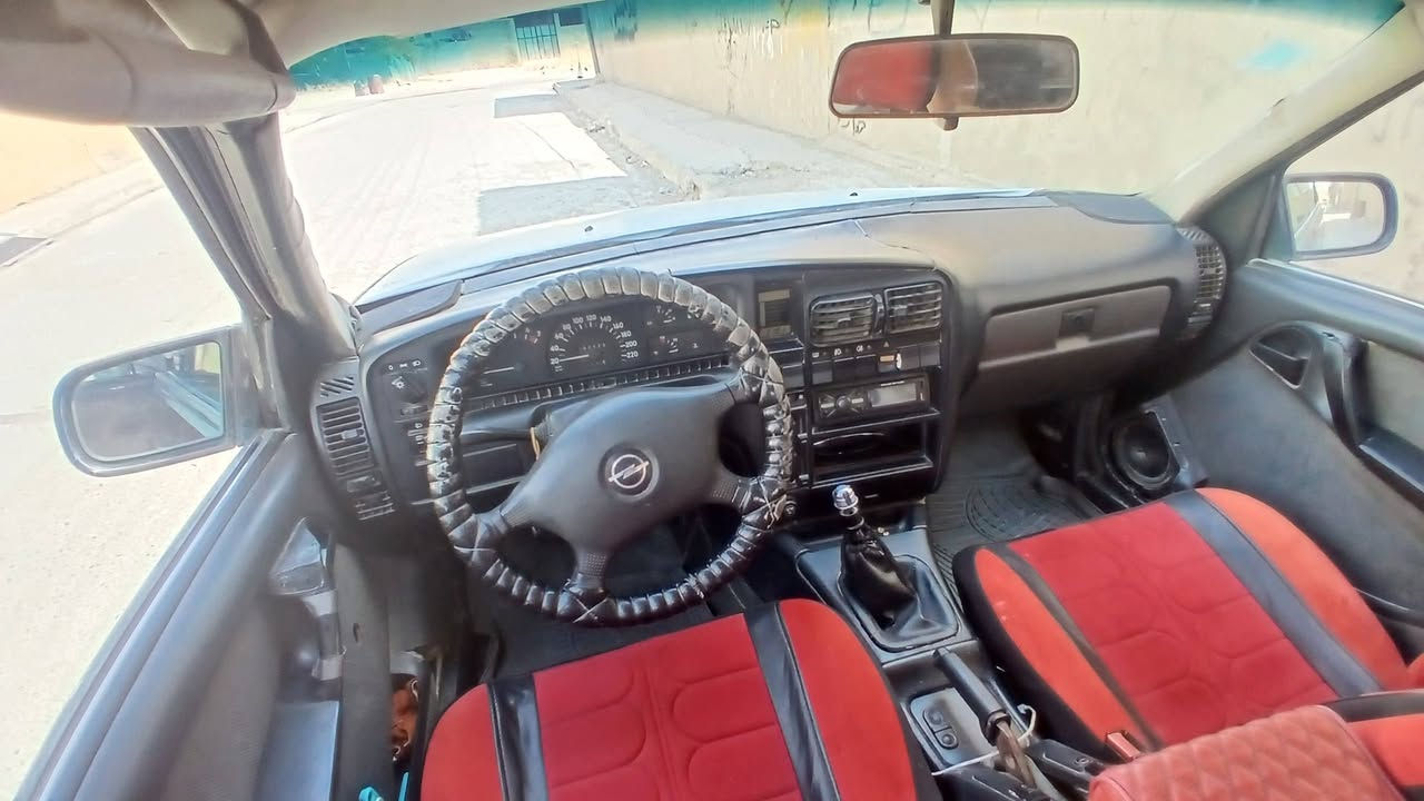 اوبل اوميكا للبيع رقم نينوى 
سنويه لل29 
موديل 92
مكينه وكير شرط 
بدون ضربه وبدون صبخ مكحله اشويه
تجيك وكاله من صاحب السنويه 
سعر 31 ورقه وبي مجال قليل 
استفسار اكثر اتصل 
***********
***********
