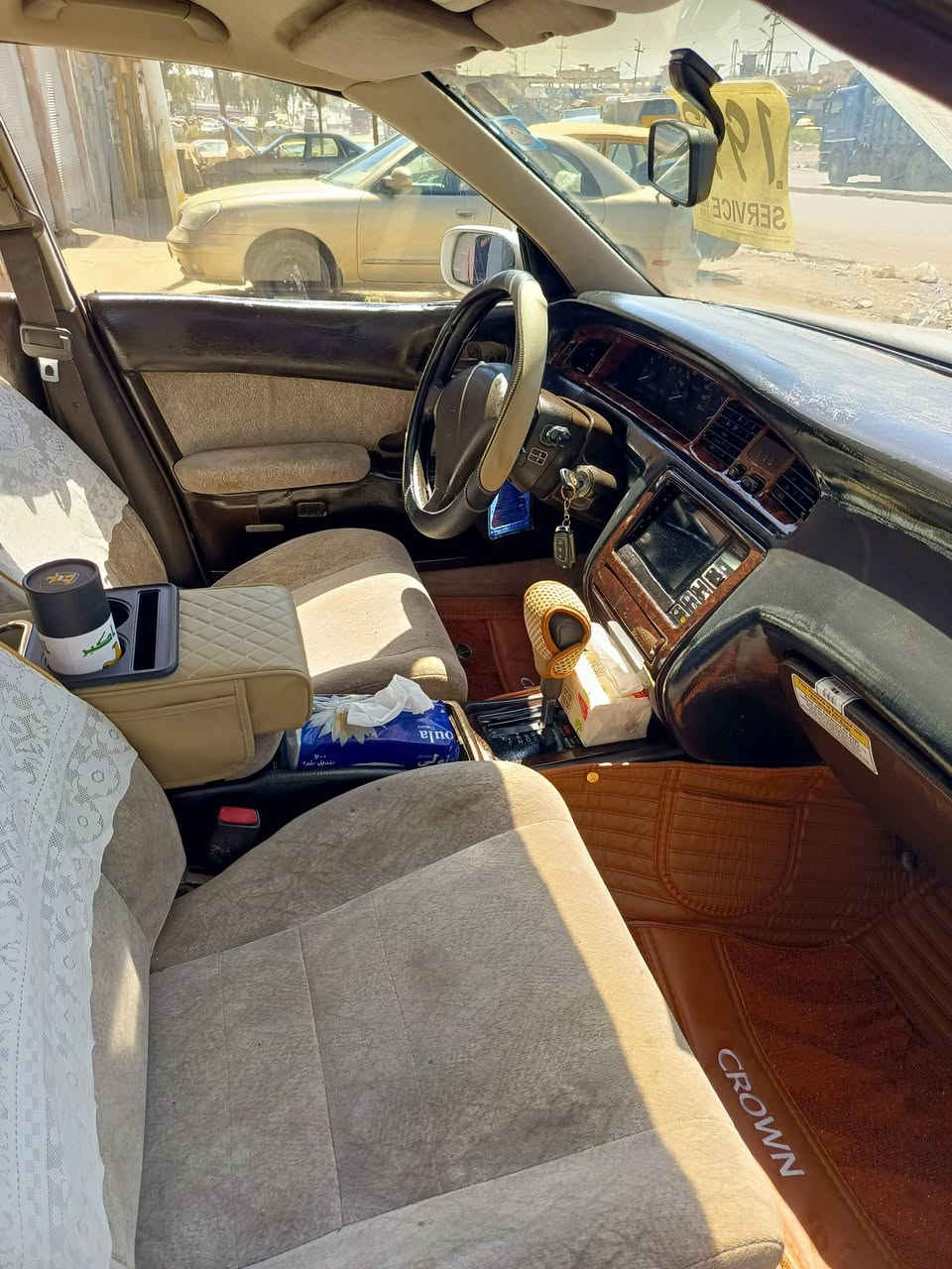 سلام عليكم للبيع بطه محرك 2500موديل 93رقم نينوى الدولي سنويه جديده هزه جديده الشرعي يبيعك مصبوغة عام جماليه بدون دواخل محرك كيرشرط تبريدعاطل سعره 40قفل بدون معامله للتواصل ***********
