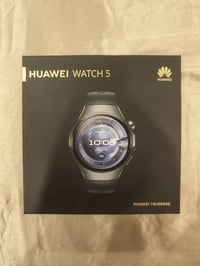Huawei watch 5 ساعة هواوي واج ٥ نظيفة ١٠٠٪ استخدام شخصي قليل لون اسود ...