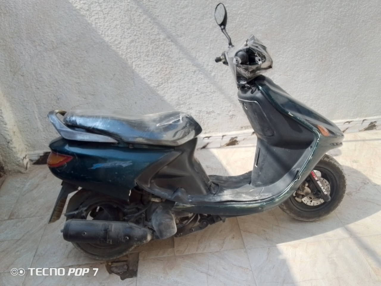 فراشه شغاله من كلشي كهربائيات وسحب قوي ونهضه قويه السعر 275 تشتغل هندر وسلف دكه وحده مكاني البصره المطيحه رقمي للتواصل ***********

نص مكتوب في الصور:
- TECNO POP 7