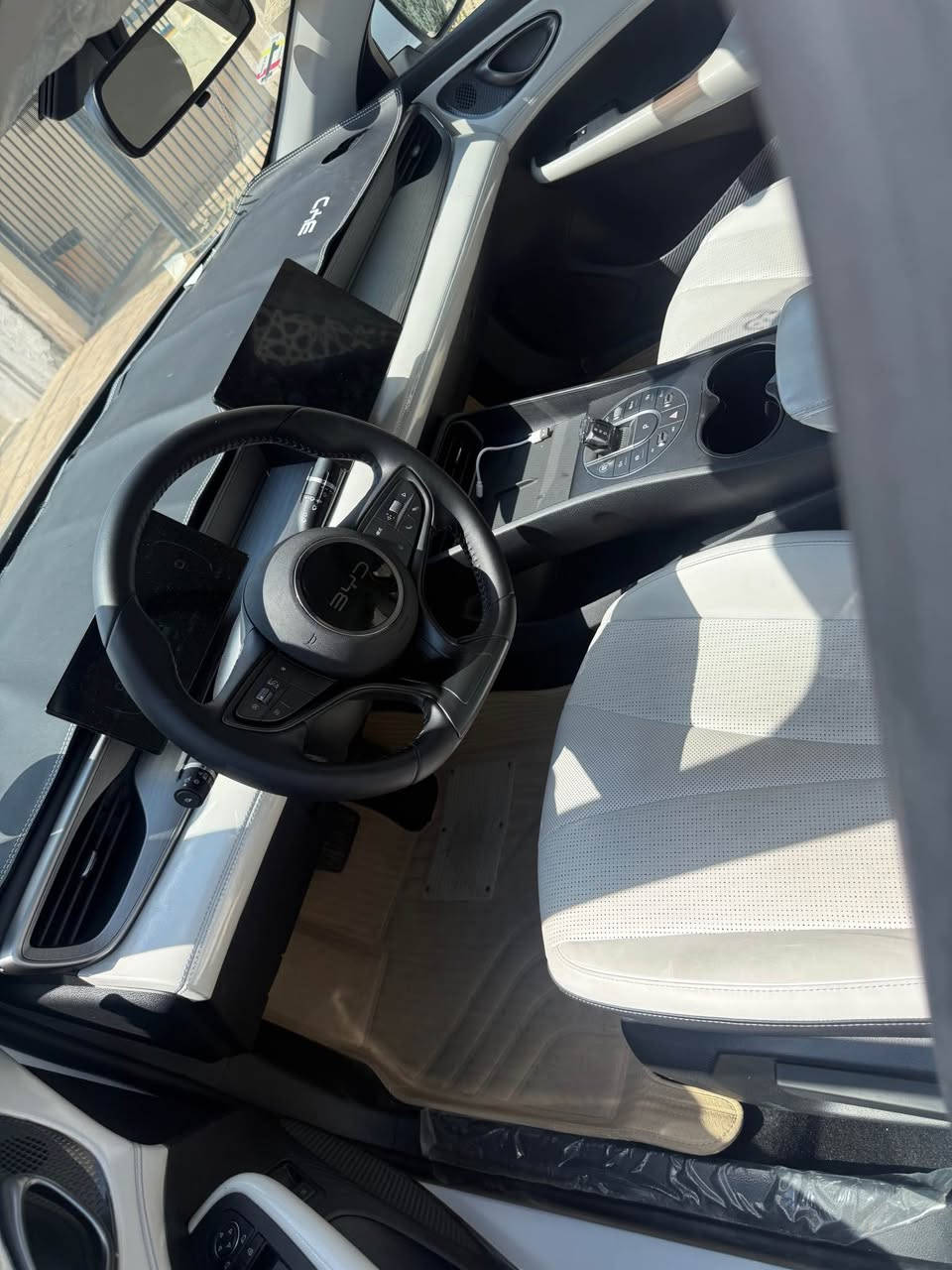 Byd seal 05 2100km
بى بوّياخ بى سارد بى ته رزه ٢٠٢٥ ويل كروم تازه رونى كوراوه6000kmروشتوه جوانكارى  بو كرا وه١٤٧ كه ميك مه جال*********** السليمانية, العراق
