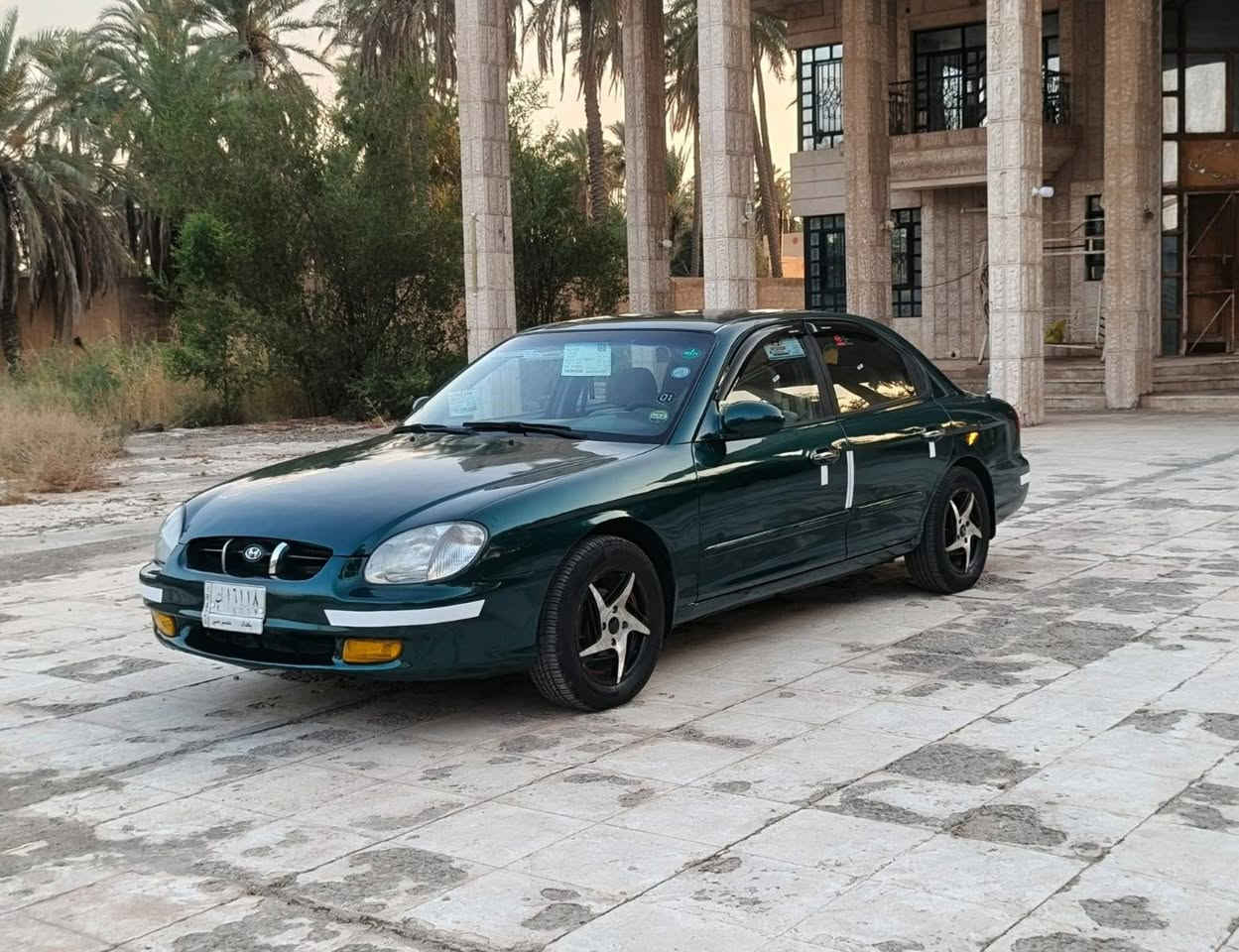﷽
سلام عليكم سوناتا موديل 2000  وارد امريكي ليبل واحد  مكفوله  محرك وكير جدد تبريد خير من الله صدر خلفي أمامي جديد تخم تاير ويل كب مجلي كهربائيات السياره ع وضع الشركه غرفتها عسلي جديده سياره ماكلك متعوب عليها بس هيه جديده قافله من كلشي ماشاءالله السياره بلاد وشرط صبغ جماليه فقط بدون قطره معجون مكفوله كفاله عامه من الكص والضرب  وبلعافيه ع ياخذها  معروضه ٦٠وبيها مجال بسيط مكان السياره ديالى الغالبيه للتفاصيل اكثرالهاتف#***********

