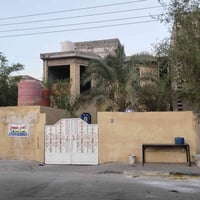 بيت للبيع طابقين الطابق الثاني هيكل دور الشرطة 74 على الخدمات قرب محطة...