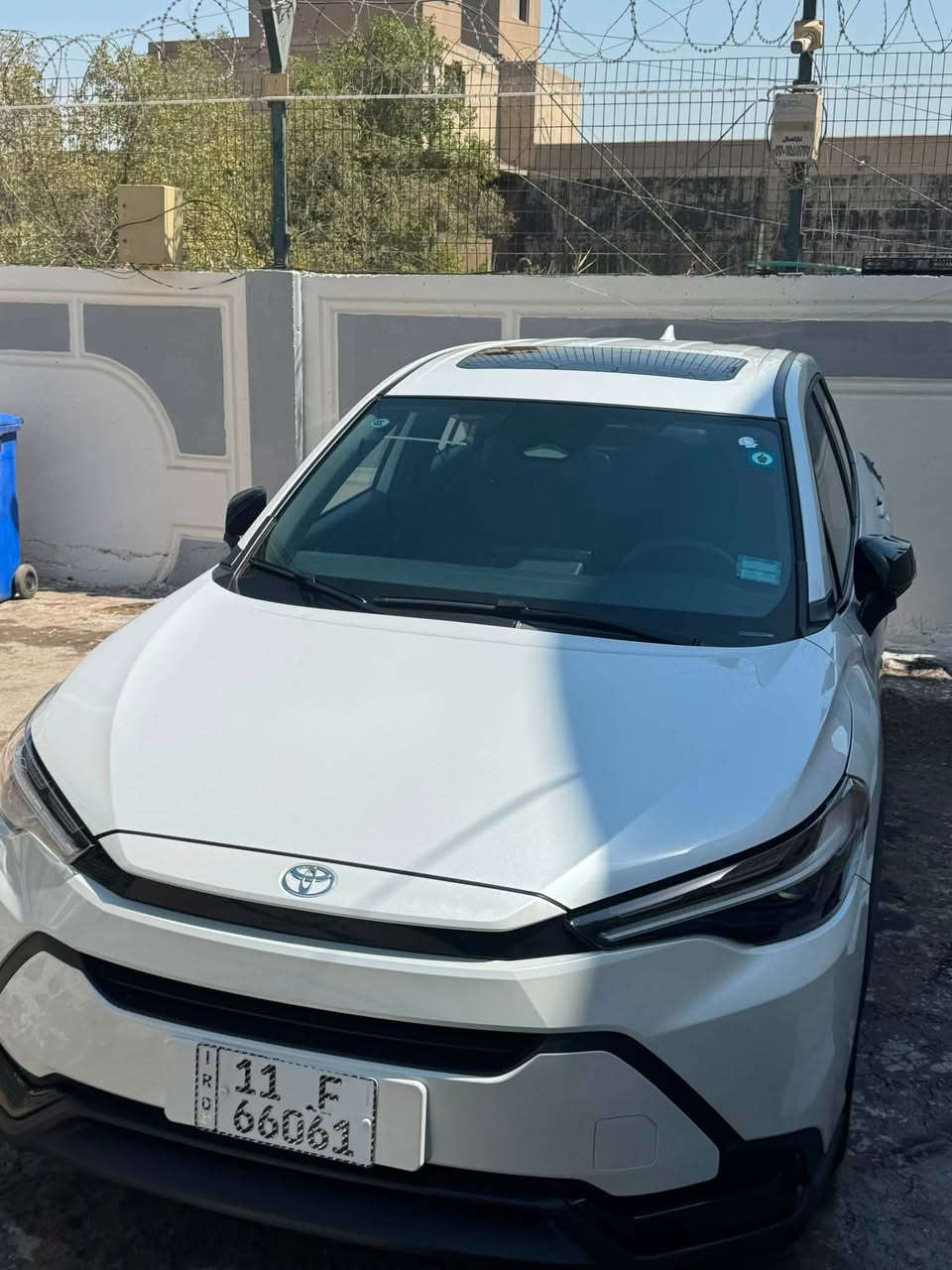 🚗 تويوتا فرونت لاندر 2026– الشكل الجديد S 

قوة الأداء + توفير الوقود + فخامة التصميم ✨

استمتع بتجربة قيادة عصرية مع أحدث إصدار من تويوتا الهايبرد، يجمع بين التكنولوجيا المتطورة والراحة الكاملة 👌

🔹 المواصفات:

 • محرك 2000cc هايبرد اقتصادي 🔋
 • فول مواصفات
 • فتحة سقف بانوراما ☀️
 • رادار أمامي (نظام أمان متطور)
 • م
 • 
 • مرايا جانبية قابلة للطي كهربائياً
 • رنكات قياس 17 إنش أسود + مرايا سوداء 🖤
 • شاشة كبيرة عالية الدقة
 • عدادات ديجيتال (كيجات إلكترونية)
 • إضاءة داخلية LED عصرية
 • حساسات أمامية وخلفية أصلية
 • مصابيح عدسات زينون + LED خلفي
 • وباقي المواصفات المعروفة من Toyota ✅

🔥 السيارة ماشيه 4000
 الاستفسار ***********
