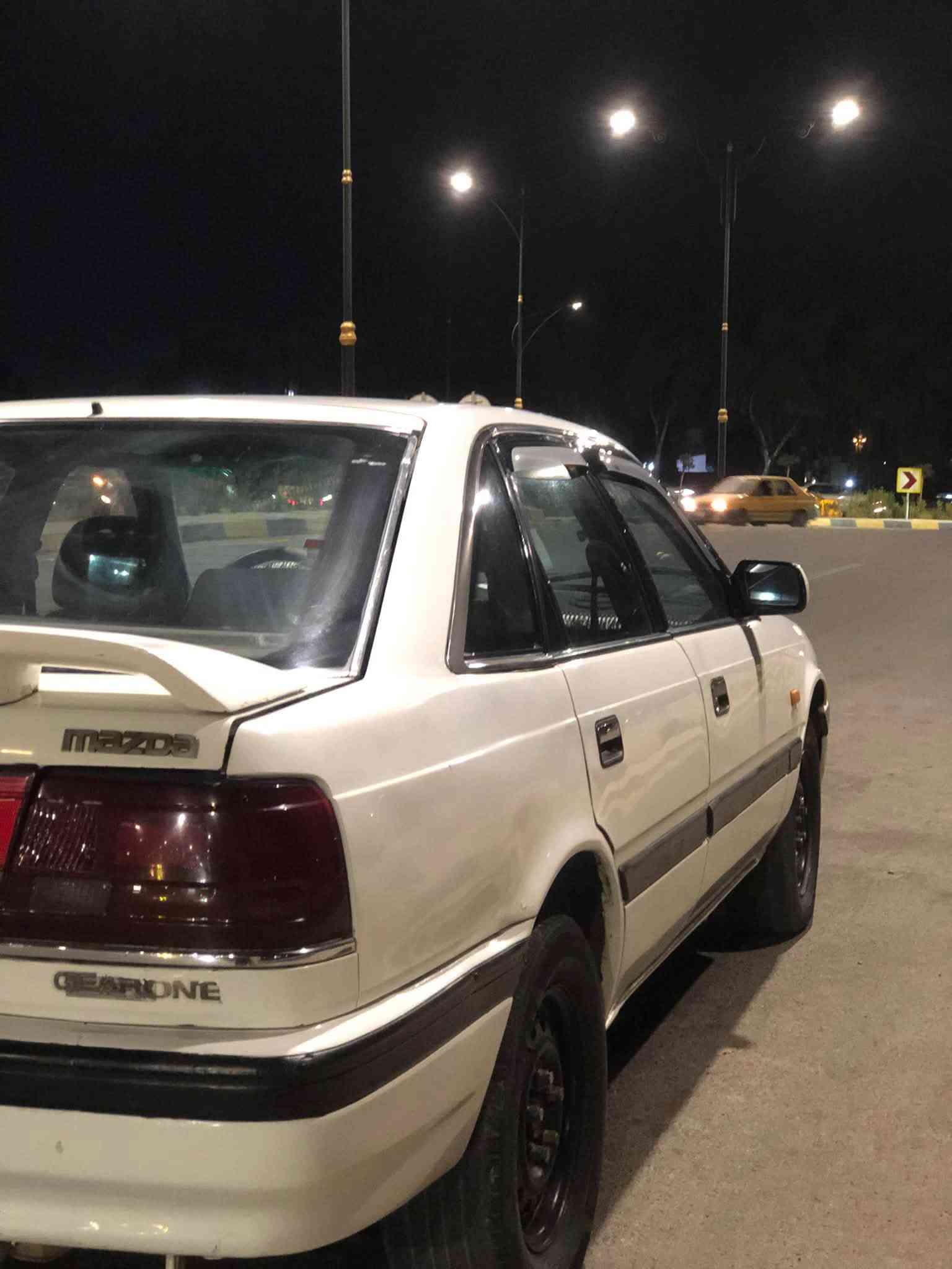 سلام عليكم للبيع مازده 626موديل 89. سنويه لغايه 2027 كير تومتيك  محرك 12 بخ بيه صرف سلايت شرط التحويل بيها قطعتين صبغ جامات كهرباء قفل مركزي مكلف بنشر للأستفسار فقط عل رقم ***********//*********** السعر 38$ مكاني و موصل كوكجلي
