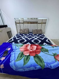 ميز تواليت • درج • واتساب