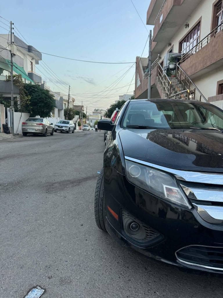 فورد فیوژن 2012 
سەیارەکە مواسفات خلیجی شەریکە نیڤا
بەنسبەت بویاخ بێ بویاخە تەنها دوو پەڵە ساردی هەیە . سەیارەکە بەشەرت بێ تەقەو ڕەقەیە . گیرو مەکینە بەشەرت سەیارەکە نموونە لە جوانیە . سەیارەکە سەنەوەی بەسەرچووە . چوار تایەی لوکی لەژیرە .
بۆ زانیاری زیاتر پەیوەندی بە ژمارەنە بکەن 
*********** السليمانية, العراق
