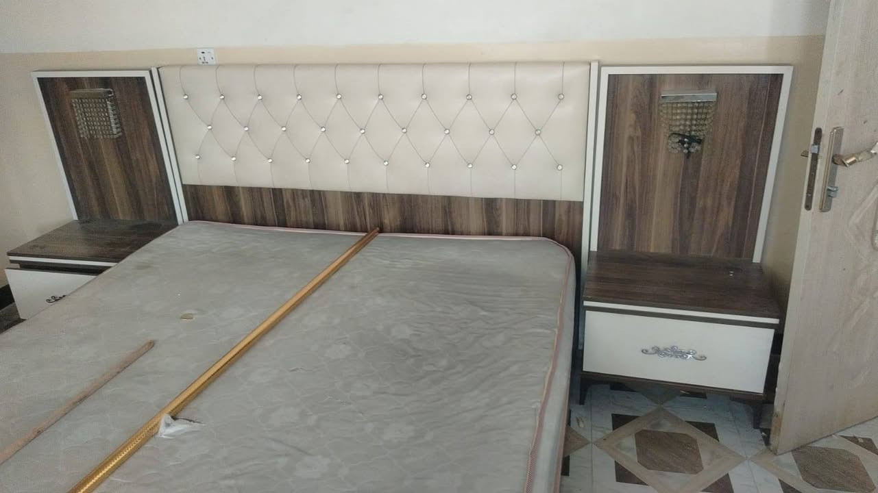 ٦ قطع • تركي • نظيفة