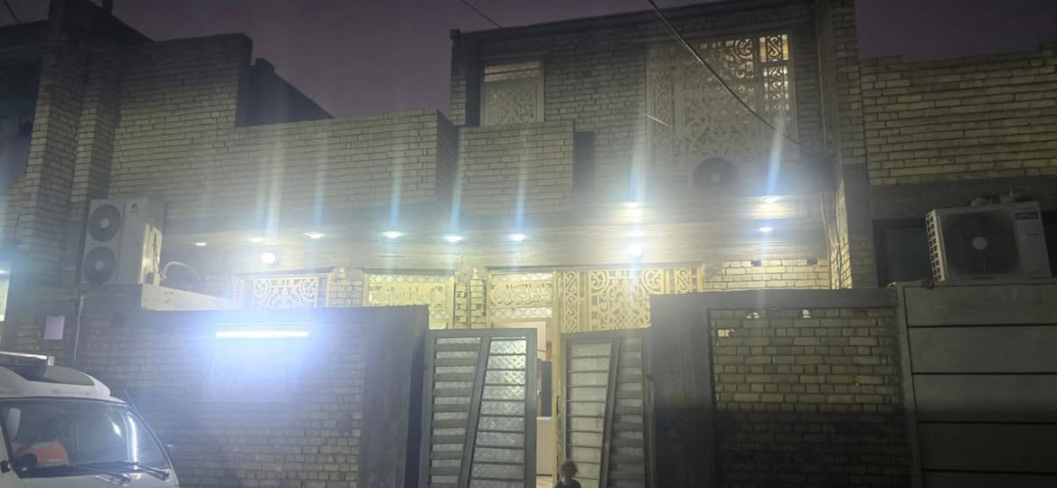 السلام عليكم بيت للبيع خلف البانزين خانه منطقه سيد خواتم البيت مربع طابو زراعي سند خمسه وعشرين 
رقم الهاتف التواصل على الرقم ***********
