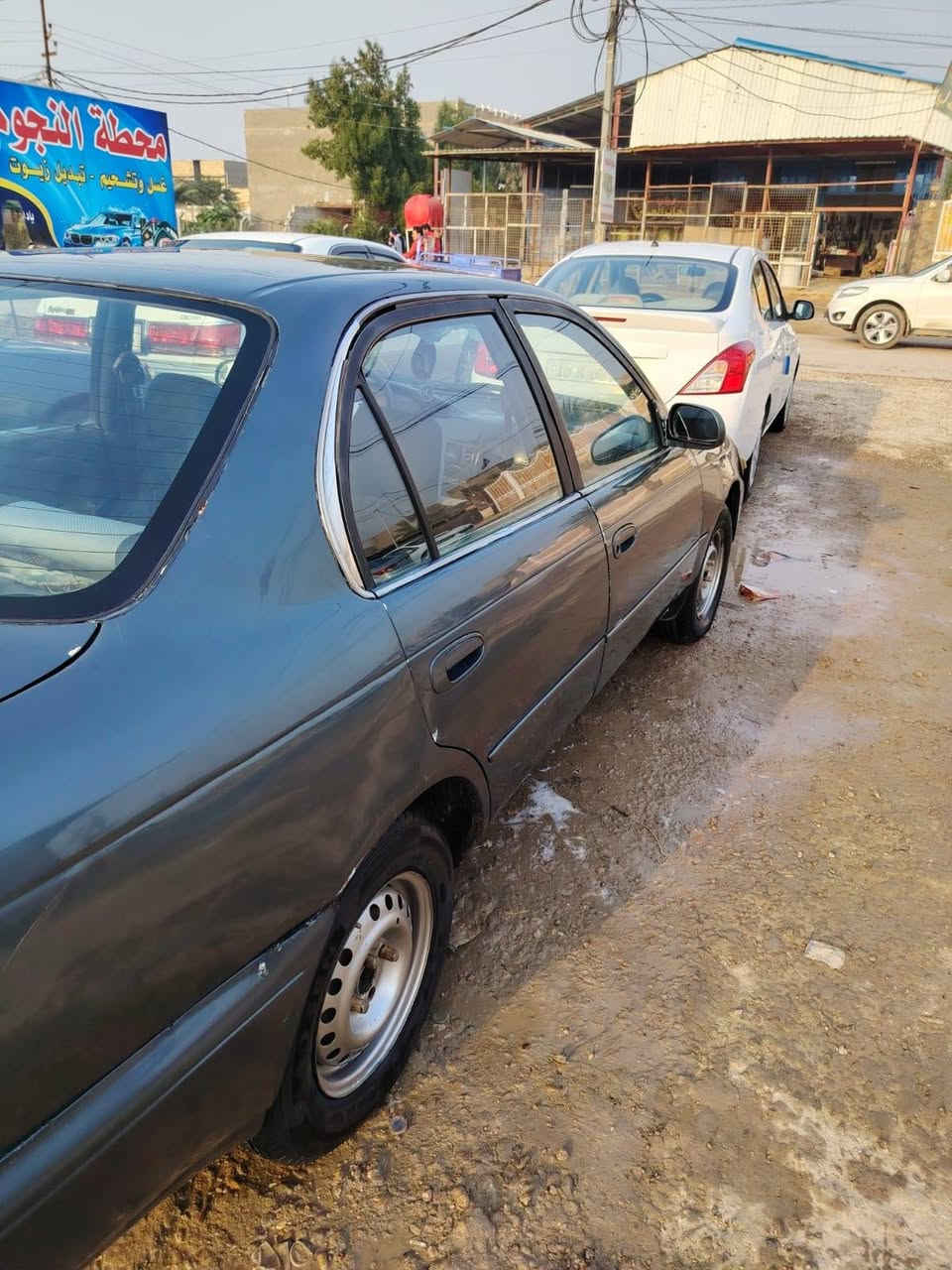 السلام عليكم 
كورلا موديل 1991 رقم كربلاء بسمي
السعر 39 صبغ عام جماليه 
مكفوله كص ونقل وعيب شرعي 
محرك 1600 مكينه قبل شهرين معمرهه
كير  مشط  باتري كلهن جدد قبل 10 ايام شادهن حداديه جديده 
تخم تاير جديد سلف جديد دينمه جديده راديتر جديد 
لايت زنون ابيض عالي ناصي
السعر 39 وبيهه مجال قليل
المكان ديوانيه قضاء الشاميه 
غير متواجد علفيس 
الاتصال فقط ع الرقم ***********

