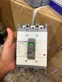 قواطع LS • ١٠٠-٣٠٠أمبير
