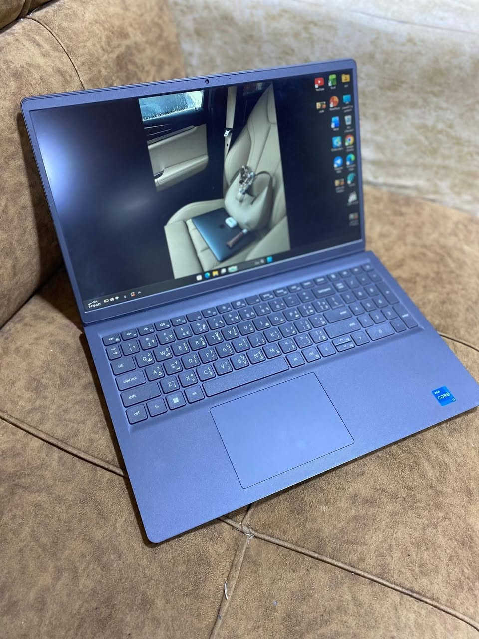 لابتوب DELL للبيع نظيف ومستخدم شهرين فقط لابتوب كامل جميع الملحقات ورخيص جوه السوك
💻 للبيع لابتوب Dell Vostro 3520
 نظيف ومستخدم شهرين فقط لابتوب كامل جميع الملحقات ورخيص جوه السوك

🔹 المعالج: Intel Core i3-1215U – الجيل 12
🔹 الرام: 8GB
🔹 التخزين: SSD سعة 256GB
🔹 كرت الشاشة: Intel UHD Graphics – 128MB
🔹 النظام: Windows 11 – 64 Bit
🔹 الشاشة: 15.6 المرغوب
🔹 الموديل: Dell Vostro 3520
🔹 الحالة: استخدام شخصي كلش نظيف

📌 جهاز مناسب للدراسة، العمل، التصفح والبرامج المكتبية. وايضآ للالعاب

💰 السعر: 400 
📩 للتواصل: ***********
📍الموقع : البصرة
