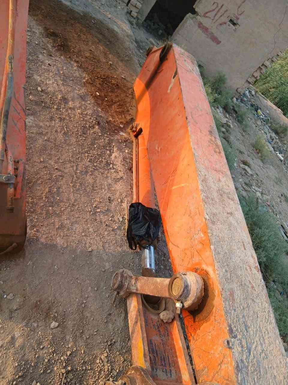 سلام عليكم جب حفاره فايف للبيع رقم الجوال ***********
