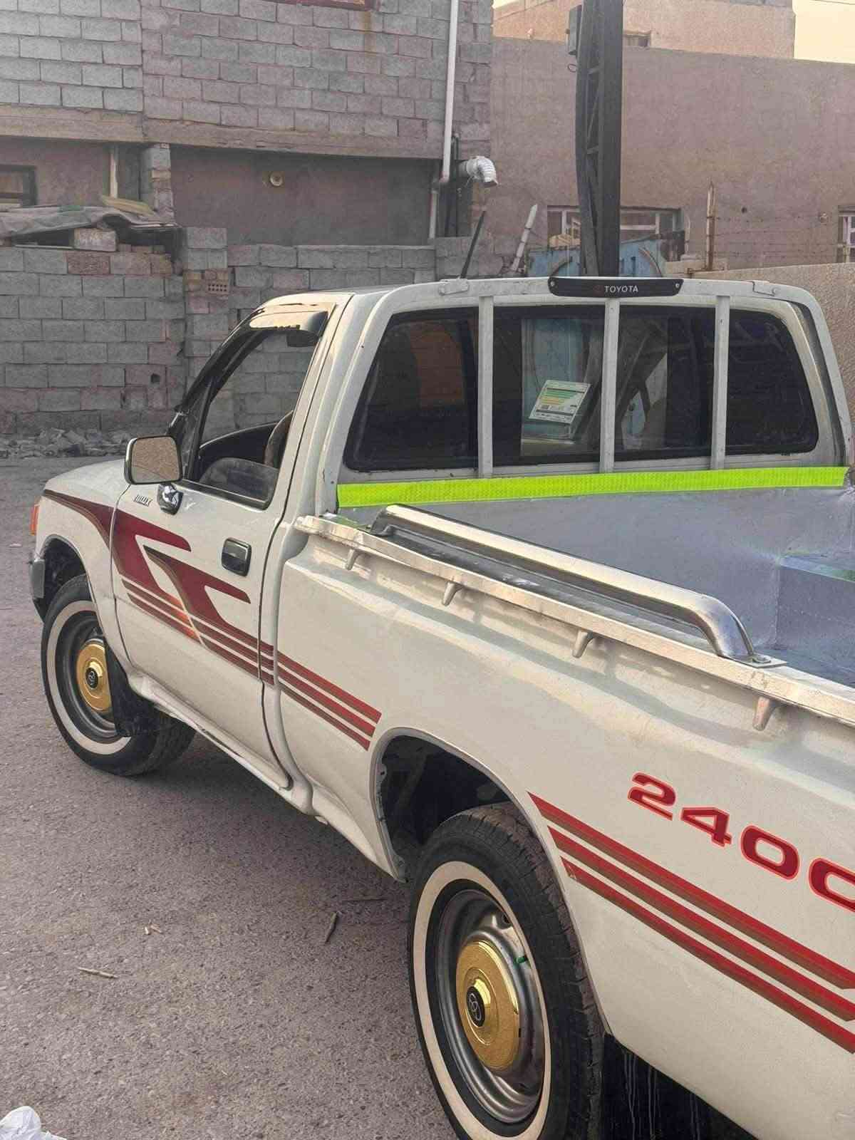 هايلكس • موديل 90 • رقم بغداد