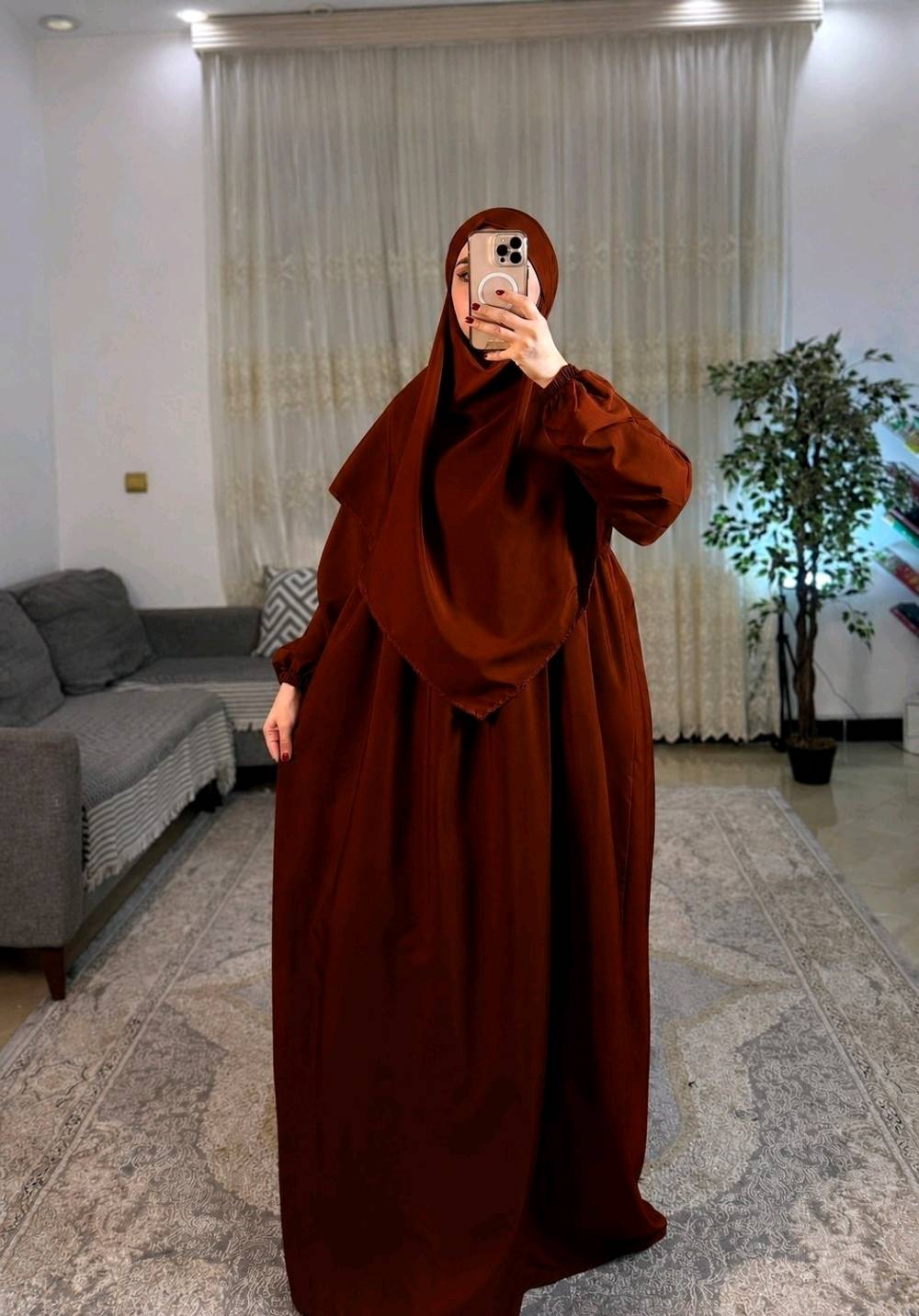 وصل الزي الشرعي 🏃🏃 
✨ إذا تدورين على الأناقة والستر بنفس الوقت، فهذا الزي راح يعجبج أكيد ✨
ستايل راقي وترند، مناسب للعمرة، الصلاة، الزيارات، وحتى الاستخدام اليومي 🌸
🧵 قماش سندريلا الأصلي — درجة أولى حرير💯✔️ 
👗 زي شرعي قطعتين
🎨 متوفر بـ 7 ألوان مميزة
📏 فري سايز — يلبس من وزن 60 إلى 90

🏃‍♀️ سارعوا بالحجز قبل النفاد 🏃‍♀️
السعر20 الف 🔥
🚘 يوجد خدمة توصيل لجميع محافظات العراق 5الاف 🚘