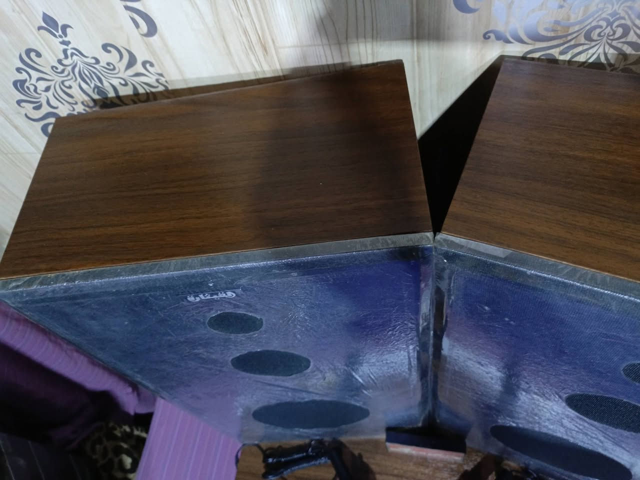 للبيع 
مسجل راديو(EIC --قيثاره ) 
إنتاج شركة الصناعات الالكترونيه العراقيه سنة الصنع 1986 راديو 3 موجات مع ال fm .نسبه النظافه 95٪ اخو الجديد نقص الكارتون فقط مع الملحقات الاصليه مايكات فيش الصوت 
للاستفسار (***********) متواجد واتساب ماسنجر.يوجد توصيل 
((السعر مراسله الصفحه))
