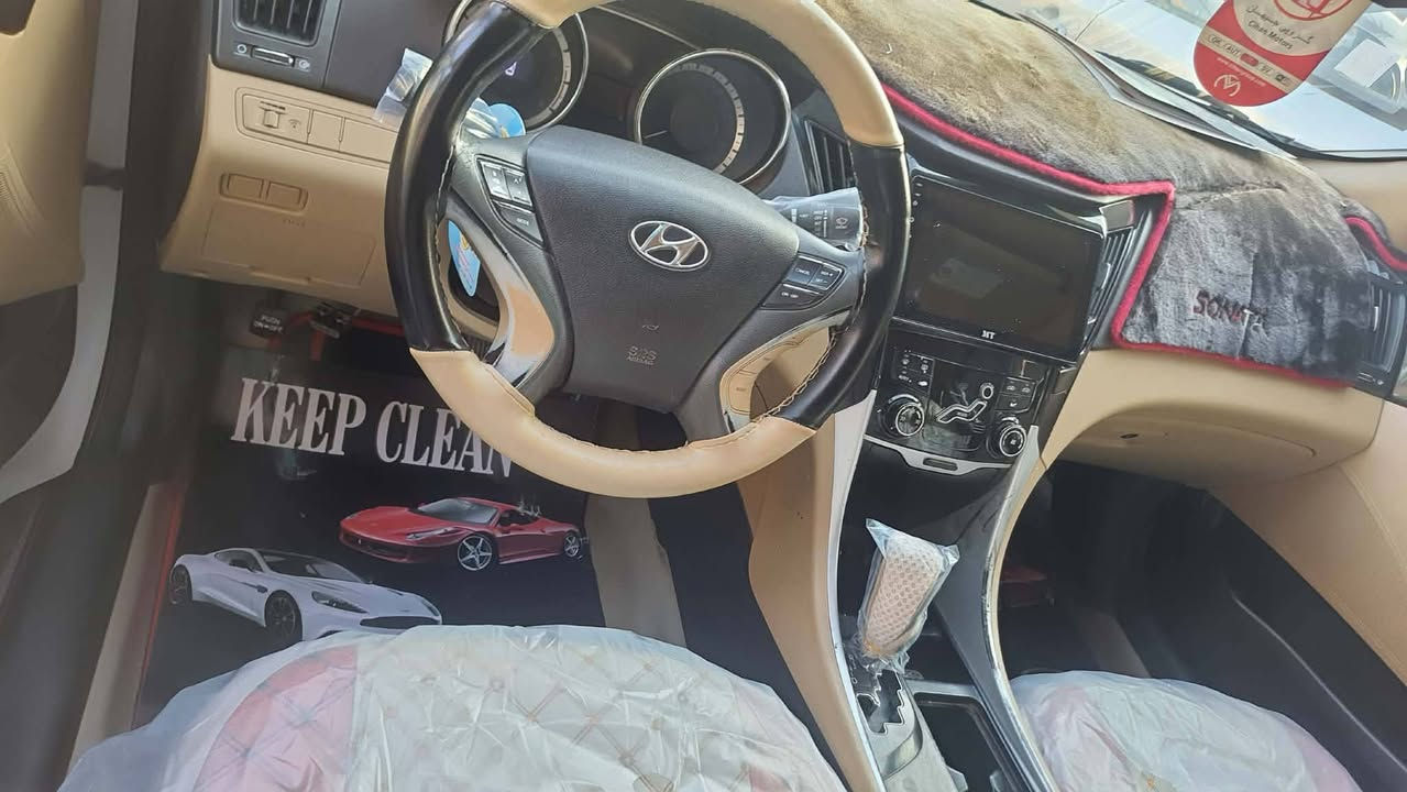 سوناتا ١١ خليجي رقم بغداد تحويل مباشر
محرك ٢٤٠٠ دوش 
فول مواصفات عل اخير
كفاله من الصبغ فقط بعض الملاحظات سونار مرفق 
كير ومحرك ممفتوحه
السعر ١٢٥ وبيها مجال
مكاني الانبار هيت
هاتف ***********
