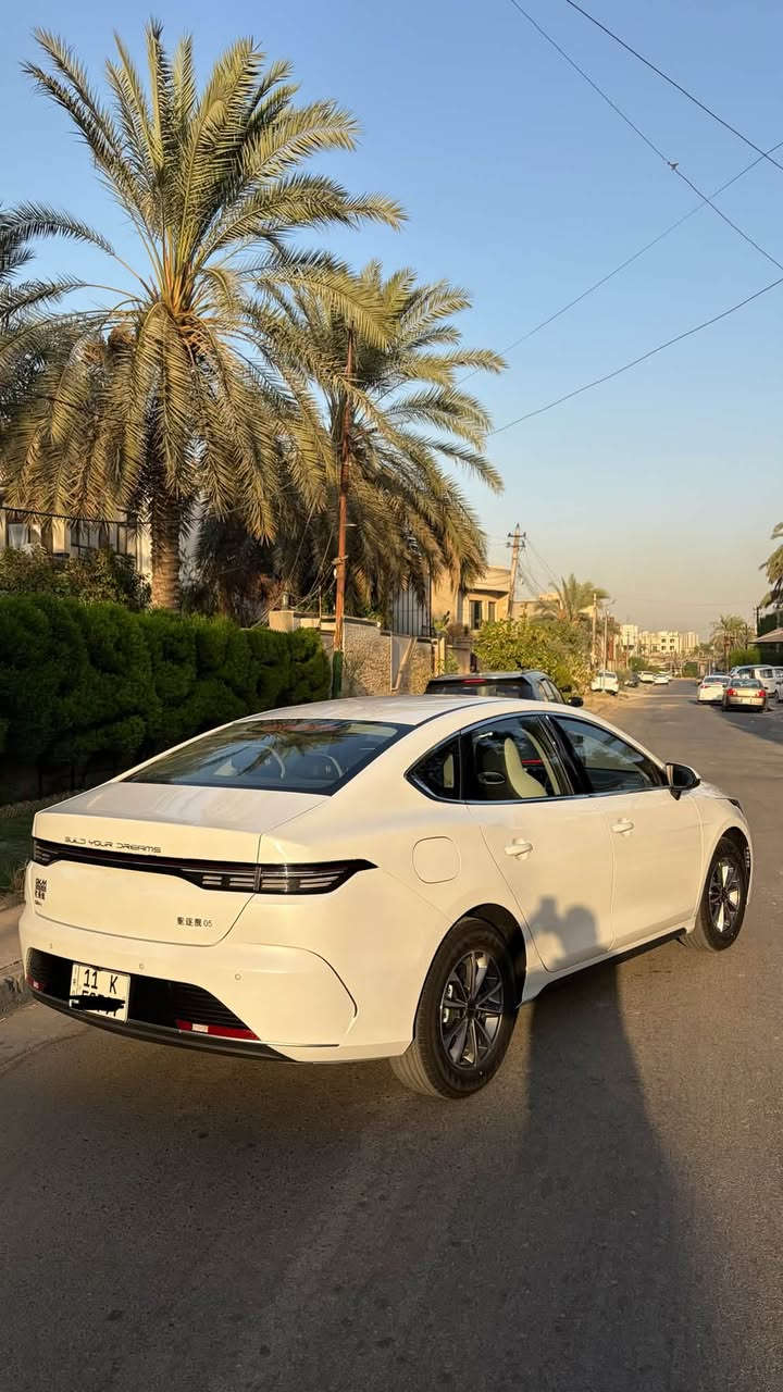 سلام عليكم
دستورير 2025 للبيع
ماشيه 3 الف 
بعدها بوضع الشركه 
مواصفات 
تشغيل عن بعد 
فتح نوافذ بالسويج 
بصمه 
شاشه قلابه 
وبقيه مواصفاتها معروفه
سعرها ب 21750 يعني 21 مليون و 750 الف و بيها مجال
مكاني بغداد 
***********

