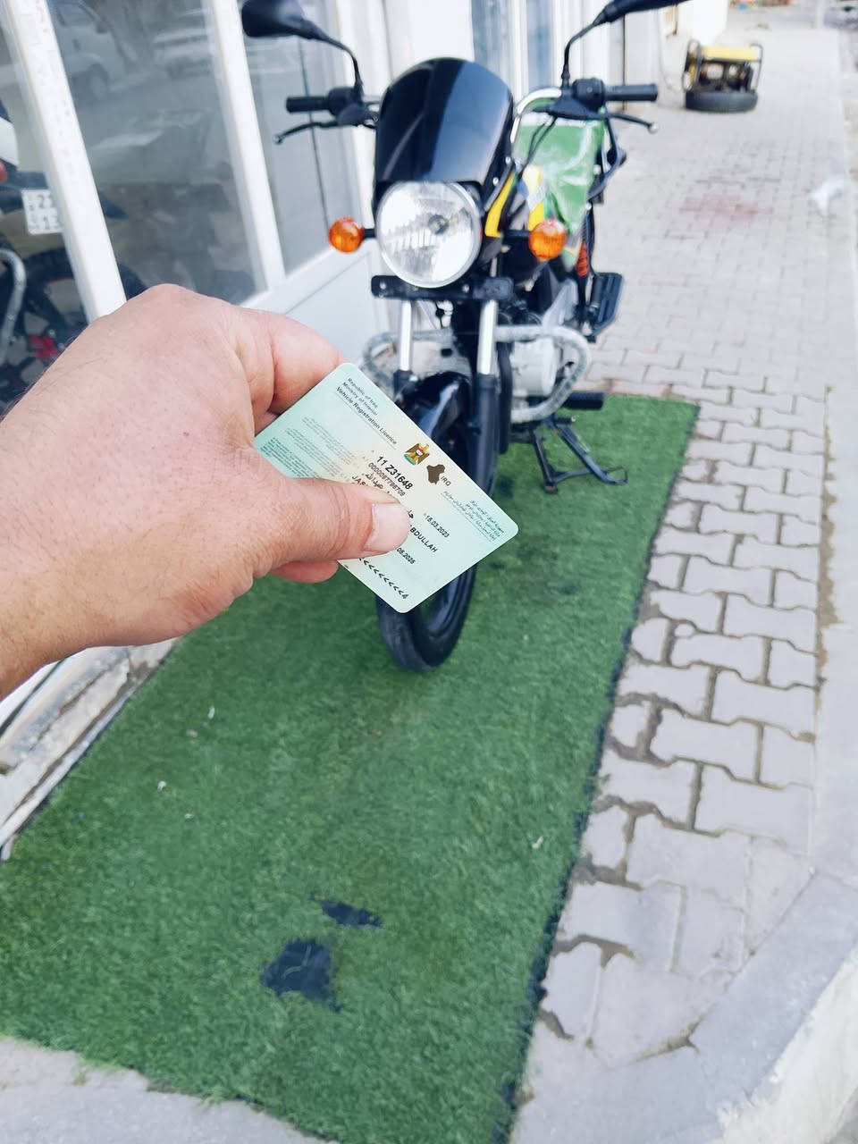 السلام عليكم ورحمه الله وبركاته دراجة نارية بوكسر موديل 23 نازلة بل 25 كفالة عامة من كلشي مرقم كامل انكليزي 11بغداداتصل ودلل لشراي ***********مكاني ديالى خرنابات ويتساب موجود اتصل رقم هم موجود

