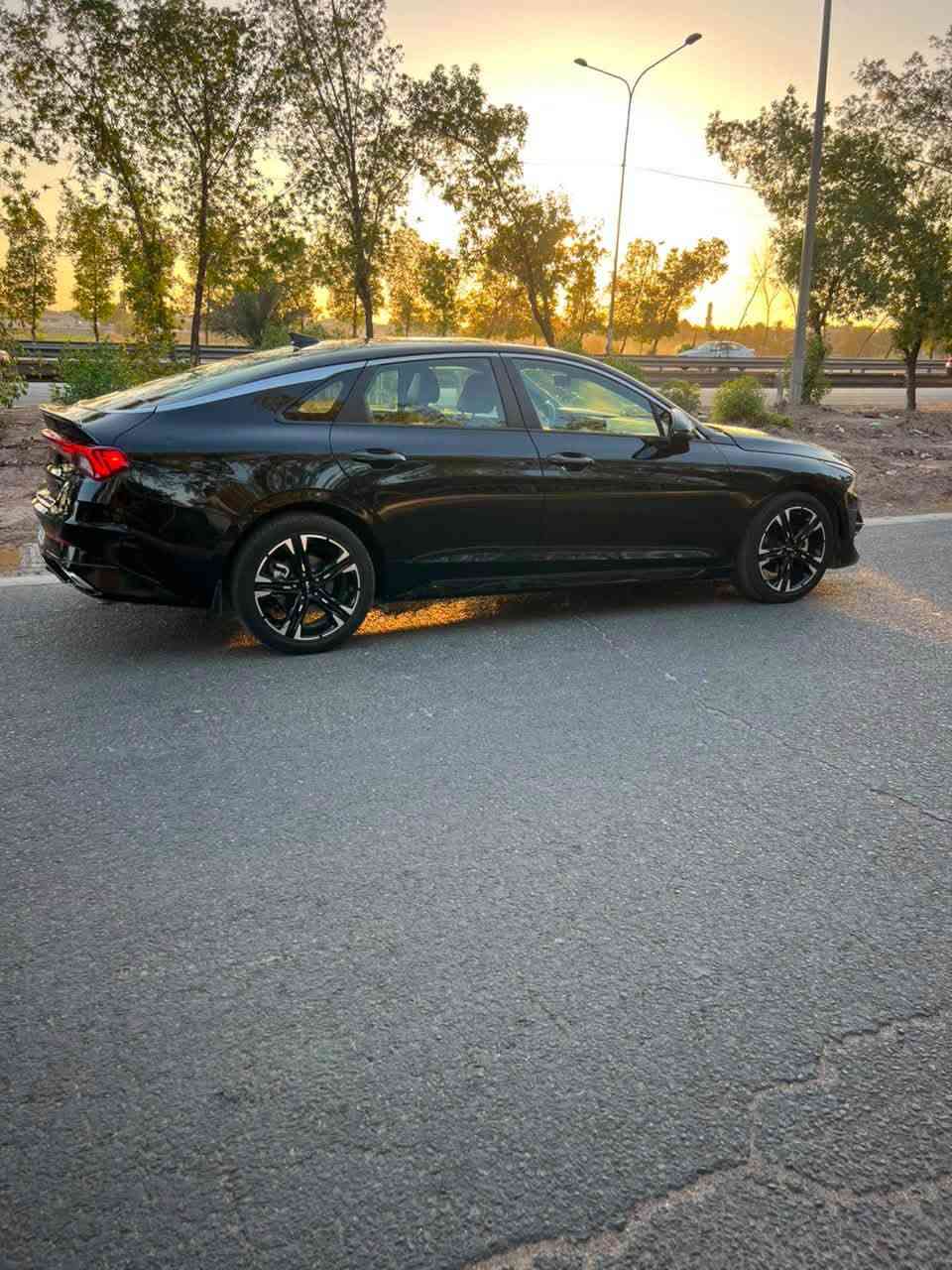 السلام عليكم K5 جيتي لاين فول عده البنورما 1600تيربو داخل احمر ماشيه 50رقم بغداد بيها 3قطع صبغ جاملغ وبنيد مكاني بغداد الحريه السعر 138
***********
