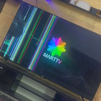 شاشة ٦٥ بوصة • للبيع