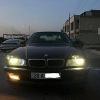 بي ام دبليو 740 • 8 سلندر • الدوره
