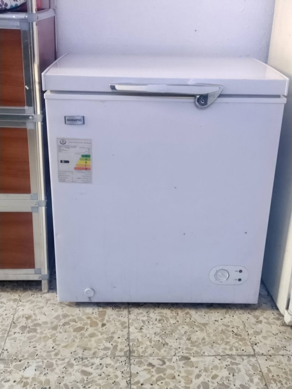 عندي اغراض للبيع مستعجله على بيعتهن المجمدة ب٢٥٠وبيها مجال فول تجميدالسلام عليكم وميز البلازما ب٥٠ والكنتور الصغير ٤٠ والميز خشب ب٤٥وبي مجال رقم الاستفسار *********** بي واتساب وبي إتصال خط
