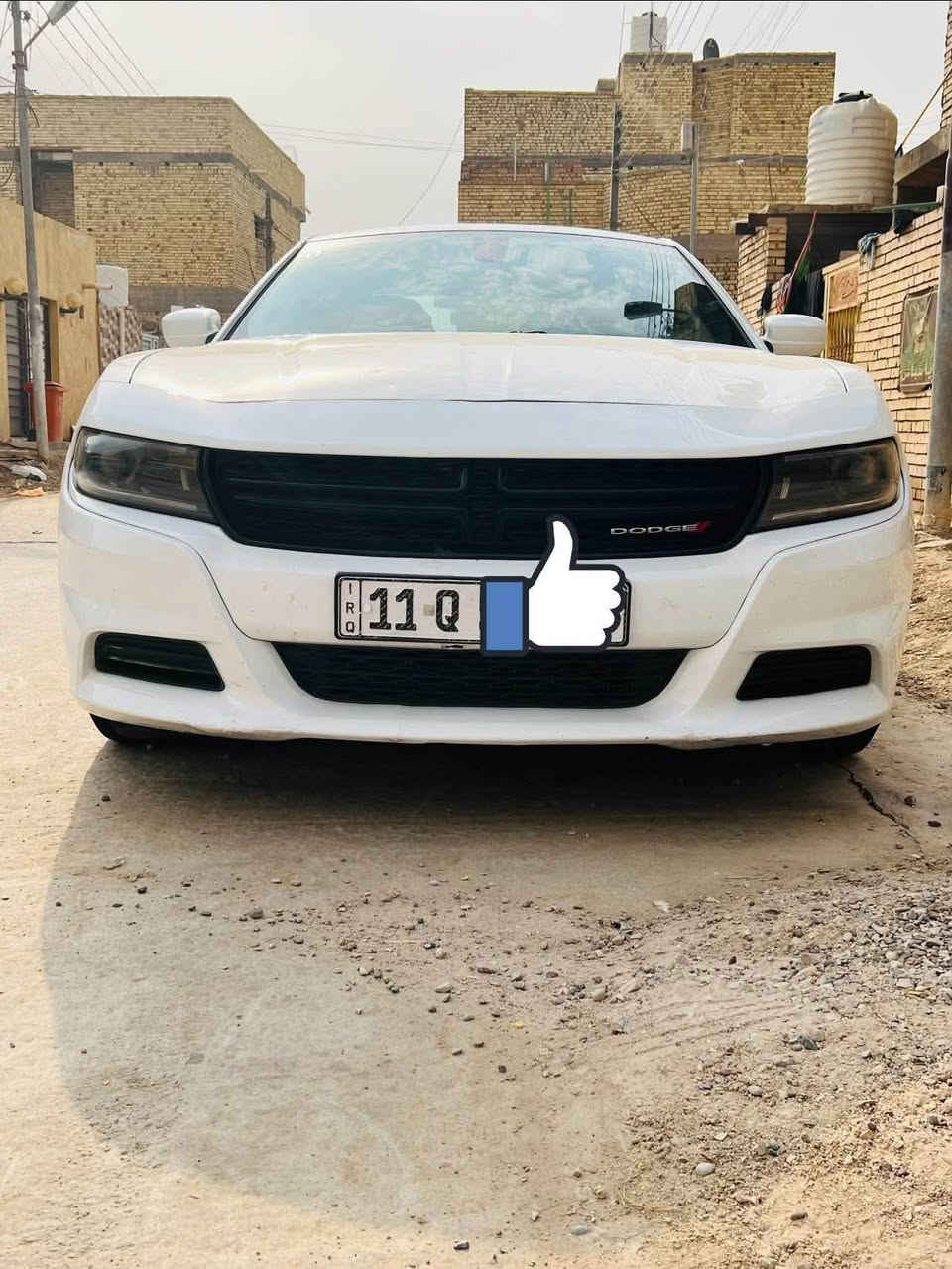 السلام عليكم
جارجر موديل 2022 اصل فئة SXT كفاله عامه رقم بغداد باسمي ماشيه 55 استخدام شخصي السياره مالت جناي ما مشتغله خط 
مكاني الناصريه  السعر 225 وبيه مجال 
الاتصال ***********
