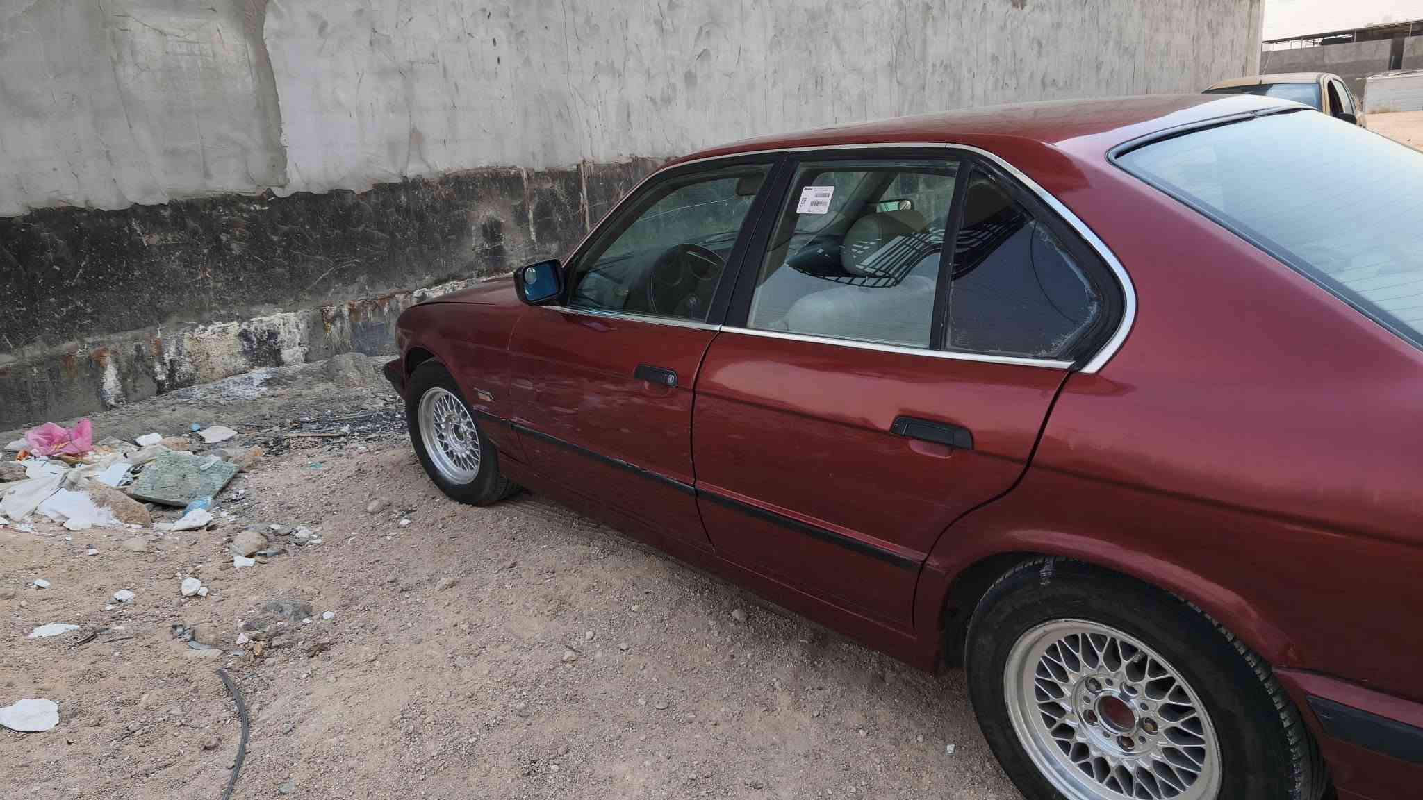 BMW 525
تم اعادت نشر بسبب الوعود الكاذبه  الموشراي لايتعبني رجائن مليت من هلسوالف التعبانه يجيك يشلع كلبك  ويروح 
موديل 1991 
رقم جديد  
 محرك 525 مسكر تك فانوص شلعه شك الكاع الكير بي نضام سبورت وعادي وقتصادي كلهن شغالات فتحت سقف 
تايرات حداديه باتري  كله جديد السياره نضيفه نقصه بوليش مصبوغه عام  
مناقصه شي مجرد ترتيبات بسيطه  مابيه صرفيه  رنك خليه مابي لافطر ولا كسر شرط 
سعر 48 وبيه مجال قليل 
عنواني بصره شط العرب 
***********
