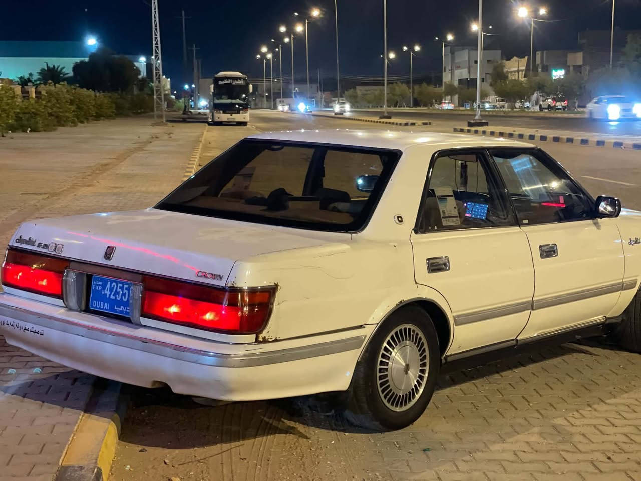 سلام عليكم  للبيع هارتوب موديل91كير مكينه حدايده تبريد ثلج ❄️  سياره جديده رقم النجف مشروع وطني مكان النجف السعر (55)  ورقه وبيه مجال ***********
