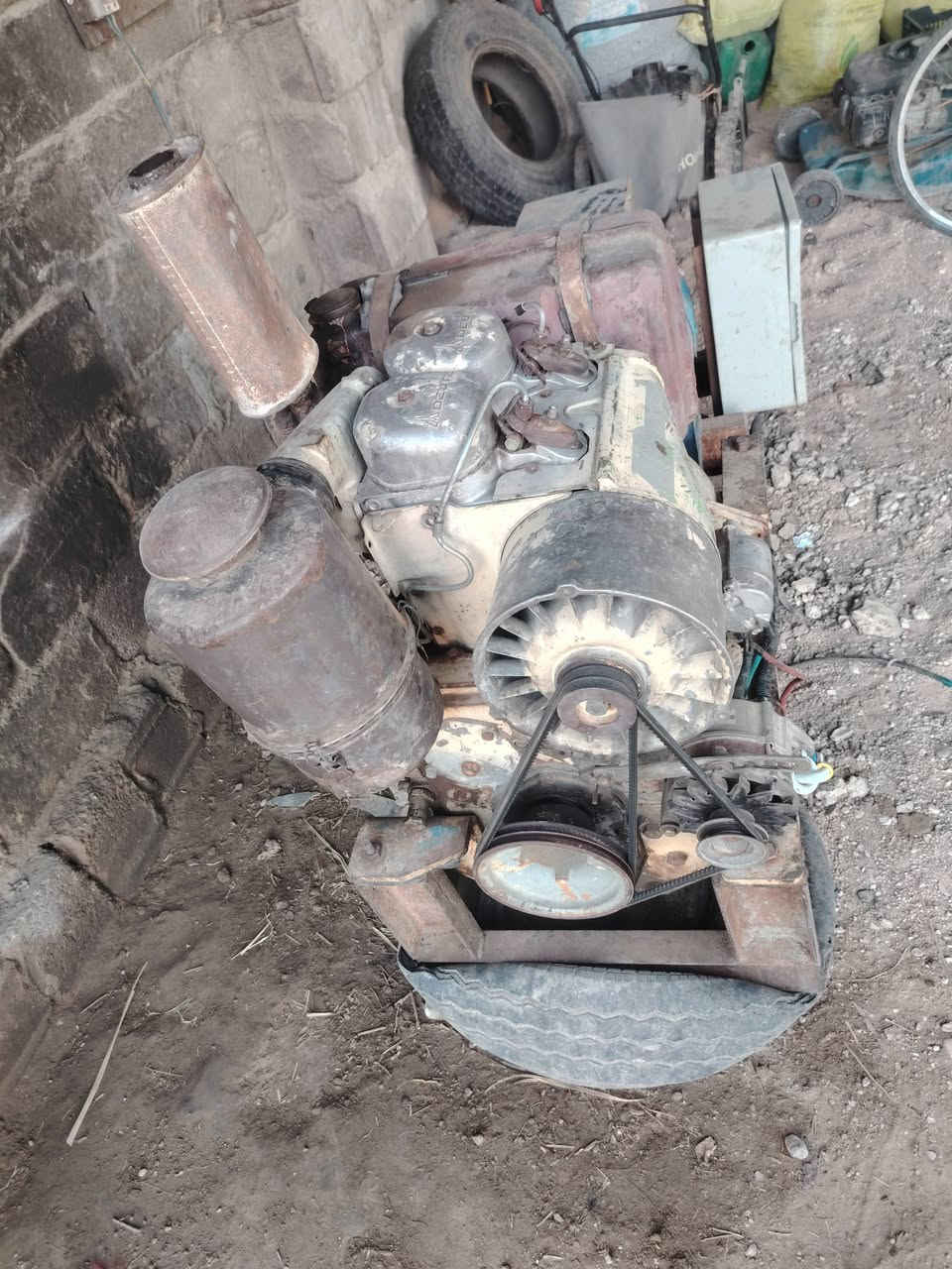 سلام عليكم لبيع مولد دويز 2 بستم ألماني ابو صاروخ حجم 912 رأس توليد 12 كيفي سنكل شغال جاهز لاصرف ولاتبخير مكاني بغداد ابو غريب سعر 13ونص ورقه تصال *********** اخوان اني مكلف بنشر
