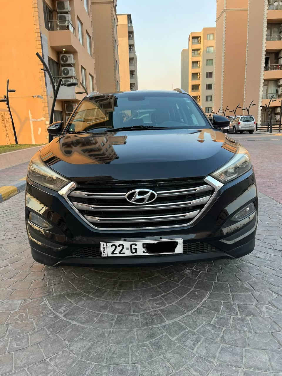 السلام عليكم
توسان  موديل 17
محرك 2000وارد امريكي 
حادث جاملغ وبنيد بدون دواخل شرط الفحص اي حادث ماكو طخه خفيفه وبيه هلال خلفي صبغ 
سياره جديده كلش تريد تحويل وكاله موجود
مكان السياره بغداد العامريه 
***********
غير متواجد بلفيس أتصل وبيك خير وادلل
