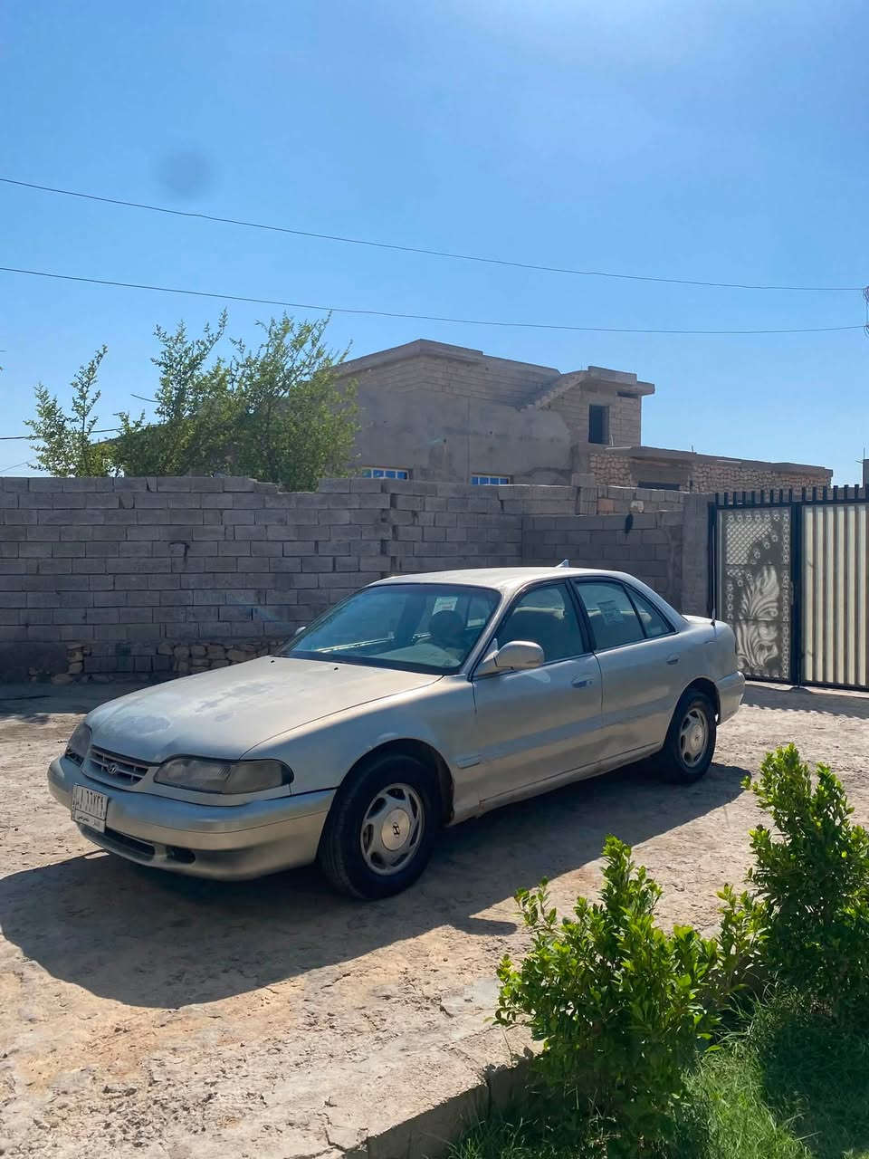 للبيع سوناتا تو موديل 1994 رقم انبار بأسمي تحويل مباشر
سنويه عضم عاج مشروع وطني 
محرك مفتوح جديد
كير عادي جديد
صدر جديد 
كهربائيات كلها شغاله 
جام كهرباء
تخم تاير جديد
تخم ويل كب
السياره حيل ناعمه وترايك وين متريد السعر 28
مكاني الرمادي
***********
