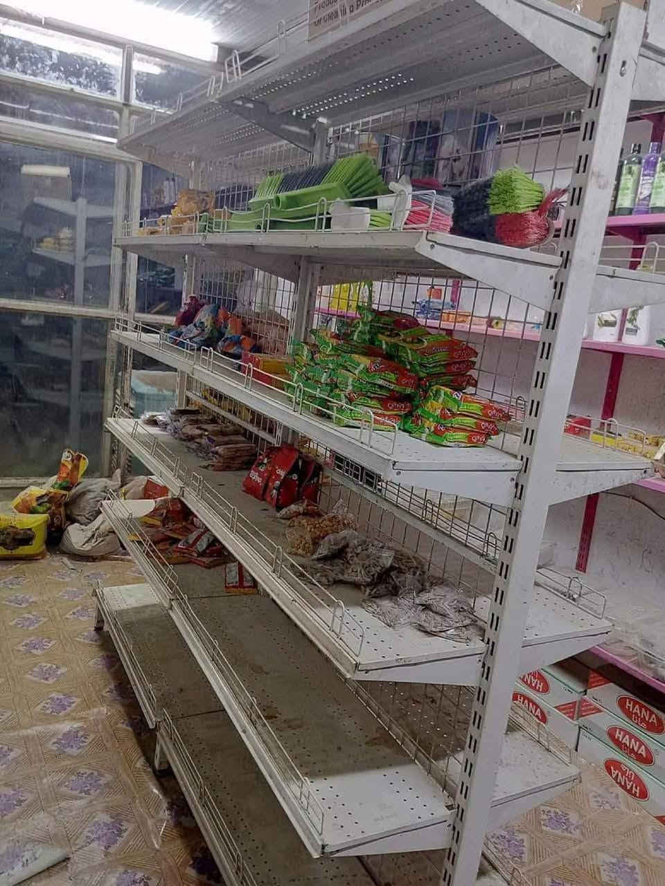 سفينة مترين وثلاث للبيع ميسان حي الحسين الجديد الاتصال على الرقم الواتساب  ***********
