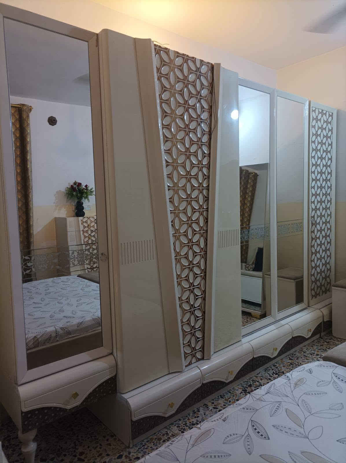 غرفه اخشاب • خشب حراري • ١٠قطع