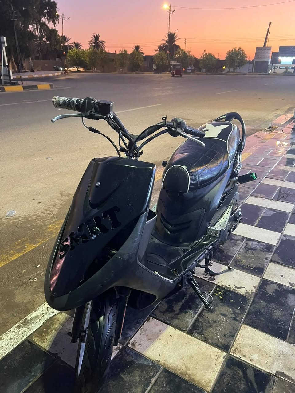 سلام عليكم ماكس عدله بلاد ممفتوح برغي ممفتوح منه شرط ما تسمع جكه منه فقط بيه نقص سوي كلجاته عرتبهنن حته كلجاته بلاديه بس عله فايبرات هاي ترتيب فقط ما غير شي بلاد سعر ٤٧٥وبيه مجال قليل للتواصل *********** للتواصل
