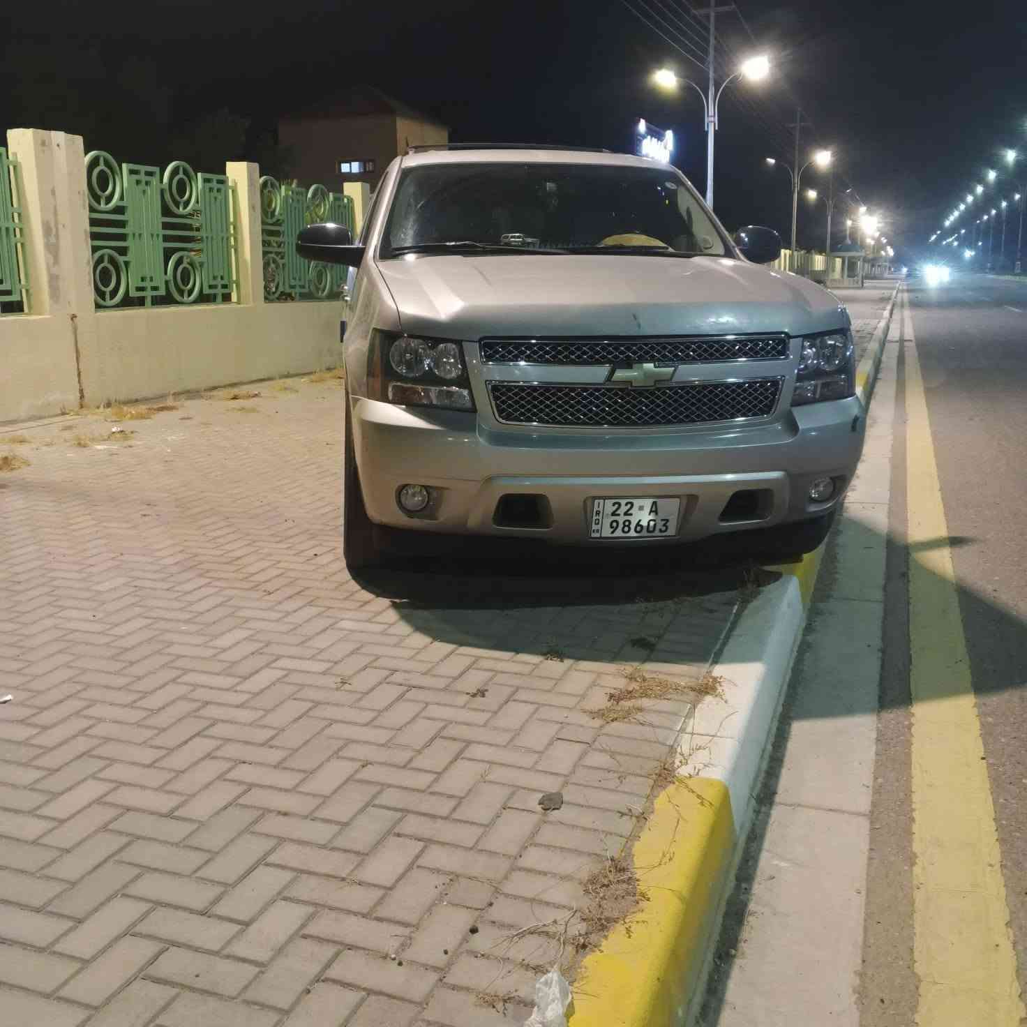 السلام عليكم تاهو لبيع مديل 2008 خليجي كفاله عامه كير محرك LTZ فول موصفات السيارة جاهزة من كلشي 
السعر 215 بيه مجال لشراي 
الهاتف ***********
